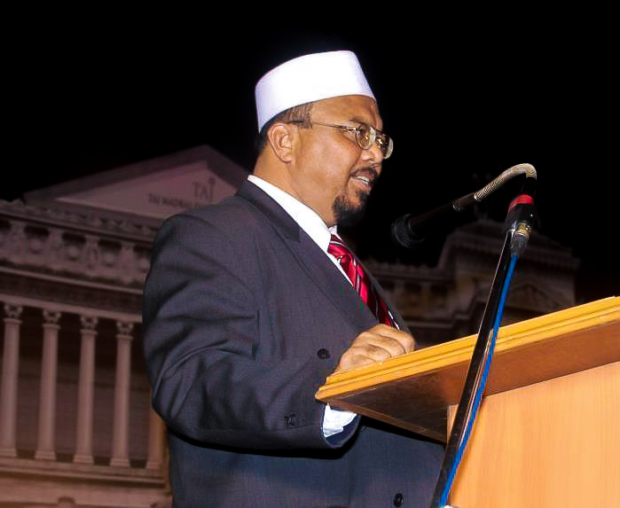 Prof. Dr. Hj. Rafek Saleh